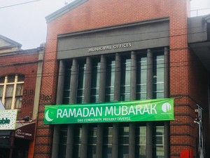 Mengenalkan Islam Kepada Warga Melbourne