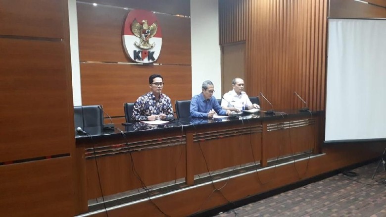 OTT Imigrasi Mataram, KPK Tetapkan Kakanim Jadi Tersangka Suap OTT Imigrasi Mataram, KPK Tetapkan Kakanim Jadi Tersangka Suap