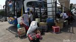 Jelang Lebaran, Pemudik Ramaikan Terminal Rawamangun
