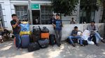 Jelang Lebaran, Pemudik Ramaikan Terminal Rawamangun