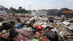Milenial KLHK Bantu Atasi Sampah di Jalur Mudik
