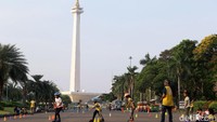 Kegiatan bermain sekaligus berlatih sepatu roda itu rutin dilakukan oleh anak-anak tersebut setiap hari Rabu dan Sabtu sore di Monas.