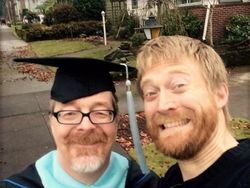 Potret Haru Bukti Pendidikan Tidak Pandang Usia