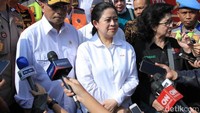 Menhub Budi Karya, Menko PMK Puan Maharani, Menteri PUPR Basuki Hadimuljono, dan Menteri Kesehatan Nila Moeloek saat meninjau kesiapan mudik di Jalur Nagreg.