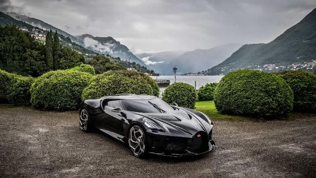 Bugatti La Voiture Noir