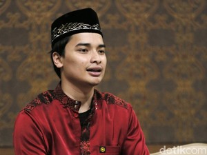 Akhir Kegaduhan Alvin Faiz: Minta Maaf dan Mundur dari Az Zikra