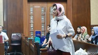 Dalam pledoi setebal 26 halaman tersebut, Karen menyinggung  sejumlah prestasi yang ia raih selama memimpin Pertamina.