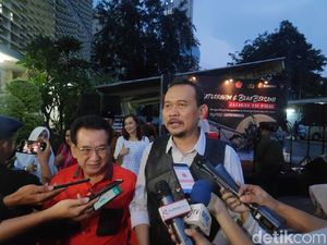 Turut Berempati, Cak Lontong Stand Up Hibur TNI/Polri di Bawaslu