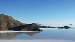Foto: Kemping di Tengah Lautan Garam Bolivia