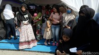 Layanan penukaran uang di rest area KM 57 Tol Cikampek tersebut mulai beroperasi pada 29 Mei hingga 2 Juni 2019 mendatang.  Di rest area tersebut Bank Indonesia punya inovasi, yakni memadukan layanan penukaran uang dengan gerakan nontunai atau less cash society.