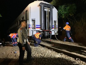 Lodaya Tambahan Anjlok di Nagreg, Jalur KA ke Timur Diputar ke Utara
