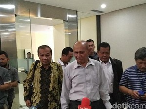 Kivlan Zen Ditunggu Perkara Baru