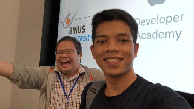 Perjuangan Pemuda Lulusan SMK Cirebon Sabet Beasiswa Apple