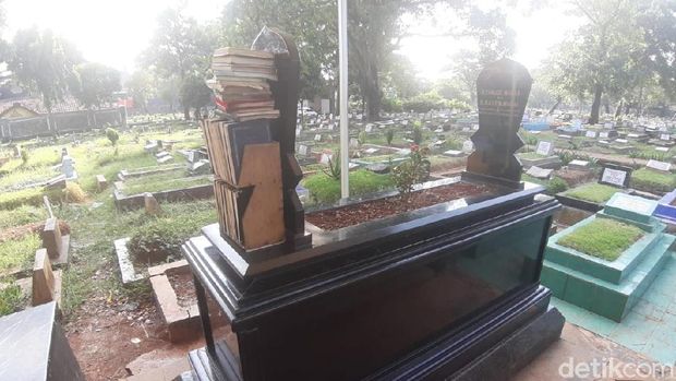 Ada Kabar Makam Uje Dipindah, Pihak TPU Tunggu Kepastian Keluarga