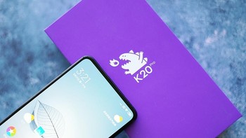 Xiaomi membuat ponselnya bebas notch dengan bezel tipis.  Foto: Sina Mobile