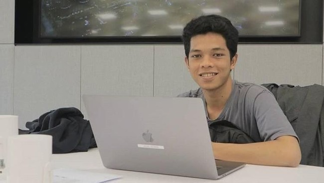 Perjuangan Pemuda Lulusan SMK Cirebon Sabet Beasiswa Apple