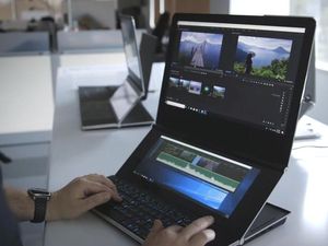 Intel Juga Punya Prototipe Laptop Dua Layar, Seperti Apa?