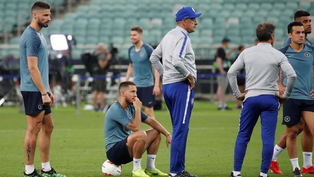 Sarri: Hazard Pemalas dan Sumber Masalah