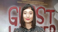Hal ini menunjukan bahwa dirinya kini jadi aktris paling laris saat ini. Pool/Ismail/detikFoto.