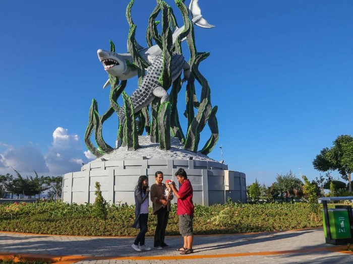 patung suroboyo