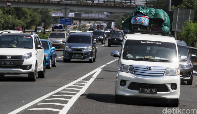 Tips Pulang Kampung Pakai Mobil Pribadi Tips Pulang Kampung Pakai Mobil Pribadi