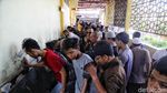 Pemudik Melepas Lelah di Rest Area Tol Palikanci