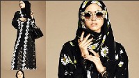 Dolce and Gabbana. Brand asal Itali ini mengeluarkan hijab dengan harga USD 484 atau setara dengan Rp 6,9 juta. Istimewa/brandedgirls.com.
