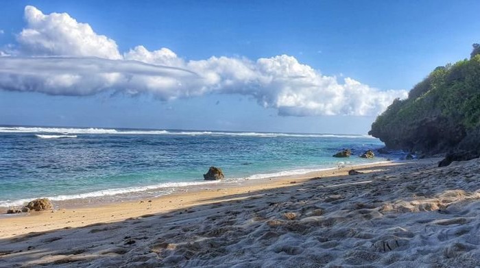 Pantai Gunung Payung