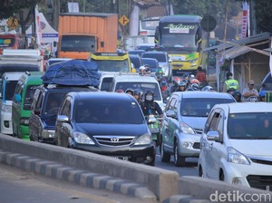 Bandung-Tasik Macet, Kendaraan Dialihkan ke Garut