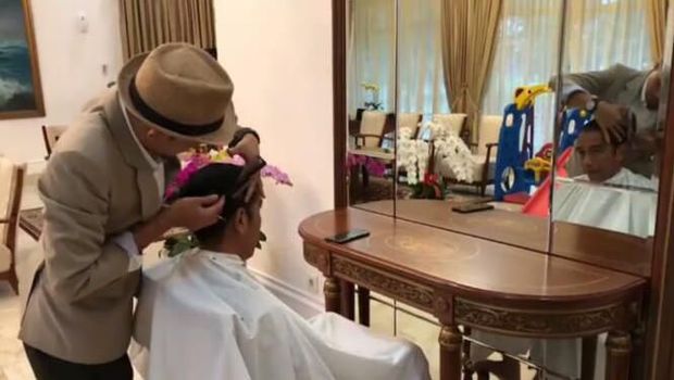 Jokowi ingin menyabut lebaran dengan penampilan rapi.