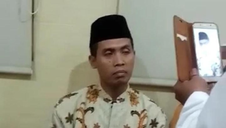 Geger Pengaku Imam Mahdi Punya Musala Mirip Kakbah Geger Pengaku Imam Mahdi Punya Musala Mirip Kakbah