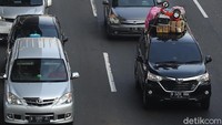 Pemudik didomonasi kendaraan pribadi.