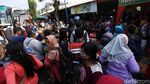 Rindu Kampung, Pemudik Padati Terminal Kalideres