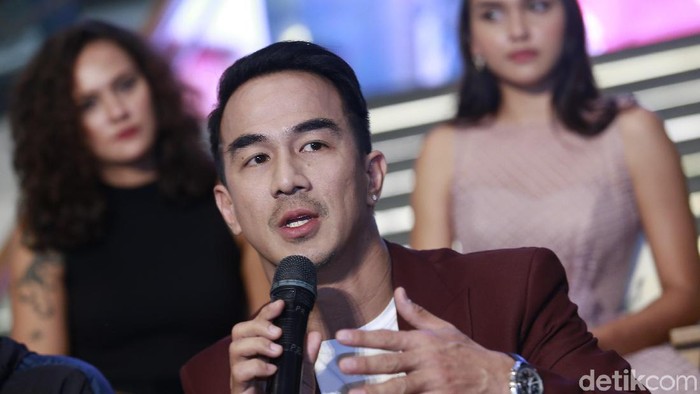 Joe Taslim senang banyak yang pamer foto olahraga di medos. (Foto: Palevi) Joe Taslim senang banyak yang pamer foto olahraga di medos. (Foto: Palevi)