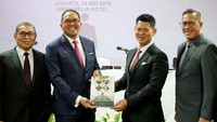 Hal ini diumumkan pada Rapat Umum Pemegang Saham Tahunan dan Rapat Umum Pemegang Saham Luar Biasa pada Rabu (29/05) di Jakarta. Perluasan industri ini untuk untuk menyerap produksi keramik “Essenza” dan sebagai recurring income bagi bisnis IKAI. Foto: dok. Intikeramik