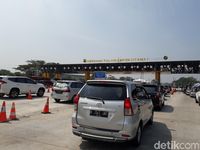Selepas Tol Cikampek ke Arah Cipali, Sistem One Way Urai Kemacetan