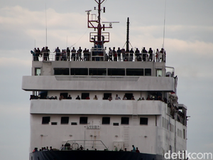 2 Malam di Top Deck Kapal Tanpa Penutup demi Mudik ke Parepare