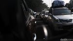 Tol Merak Macet Parah, Begini Kondisinya