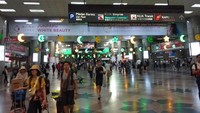 Dekorasi Ramadhan di Stasiun KL Sentral, Kuala Lumpur, Malaysia. Indonesia dan Malaysia memang negara serumpun, namun kemeriahan Ramadhannya berbeda (Ahmad Sururi/Istimewa)
