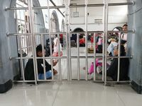 Suasana di Stasiun Senen