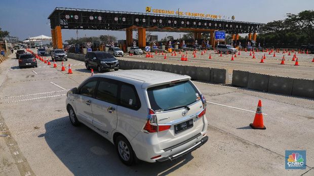 Polri Berlakukan Contraflom Tol Cipali Arah Cirebon Pagi Ini