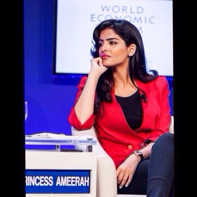 Putri Ameera yang lulusan magna cum laude dari Universitas New Haven ini juga dikenal sebagai pengusaha. Dia merupakan pendiri dan CEO of Time Entertainment, perusahaan di Arab Saudi yang bergerak di dunia entertainment. Foto: Dok. Getty Images, Instagram