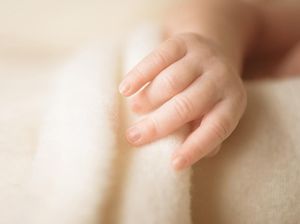 Lahir dengan Kondisi Langka, Bayi di India Memilik Tiga Kepala