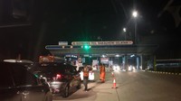 Para pemudik yang membawa mobil pribadi dan akan melewati tol Trans Sumatera diimbau mengisi bensin full tank sebelum masuk tol. Istimewa/Hutama Karya.