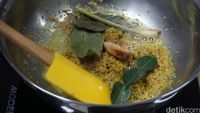 Featured image of post Resep Opor Ayam Kuning Spesial Resep ikan goreng tepung aneka bumbu