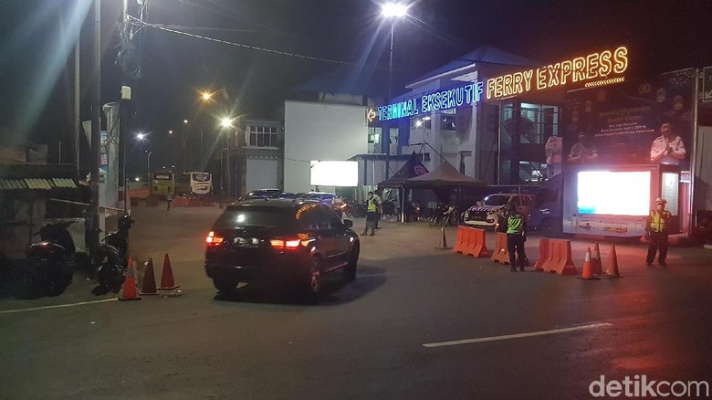 Pelabuhan Merak Lengang, Puncak Arus Mudik Diprediksi Besok Malam Pelabuhan Merak Lengang, Puncak Arus Mudik Diprediksi Besok Malam