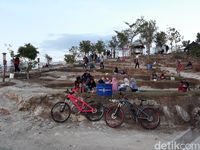 Satu Lagi yang Hits di Yogyakarta: Puncak Sosok Bantul