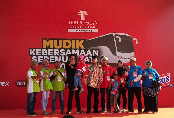 Hangatnya Kebersamaan Warnai Pelepasan Mudik Gratis Tempo Scan Group