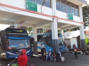 H-6, Jumlah Pemudik dari Terminal Purabaya Mulai Meningkat