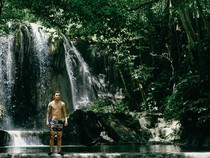 Pulau Moyo, Destinasi Wisata Diburu Turis Dunia, tapi Infrastruktur Payah